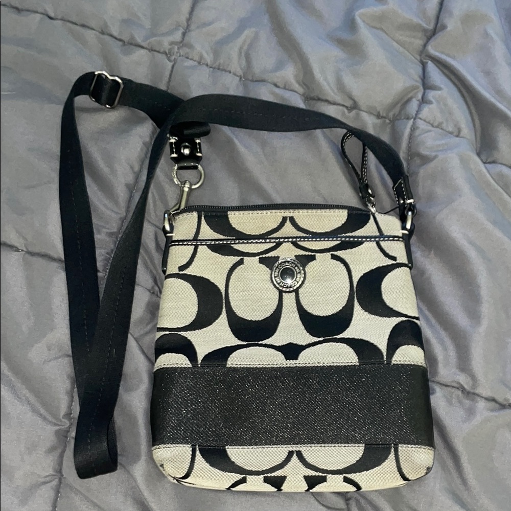 Coach Black and Cream Shoulder Bag